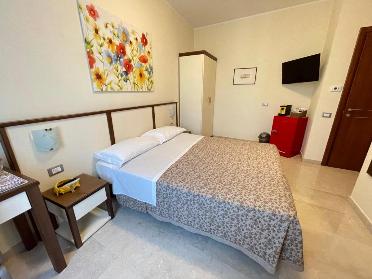 סולמונה B&B Ponte Capograssi מראה חיצוני תמונה