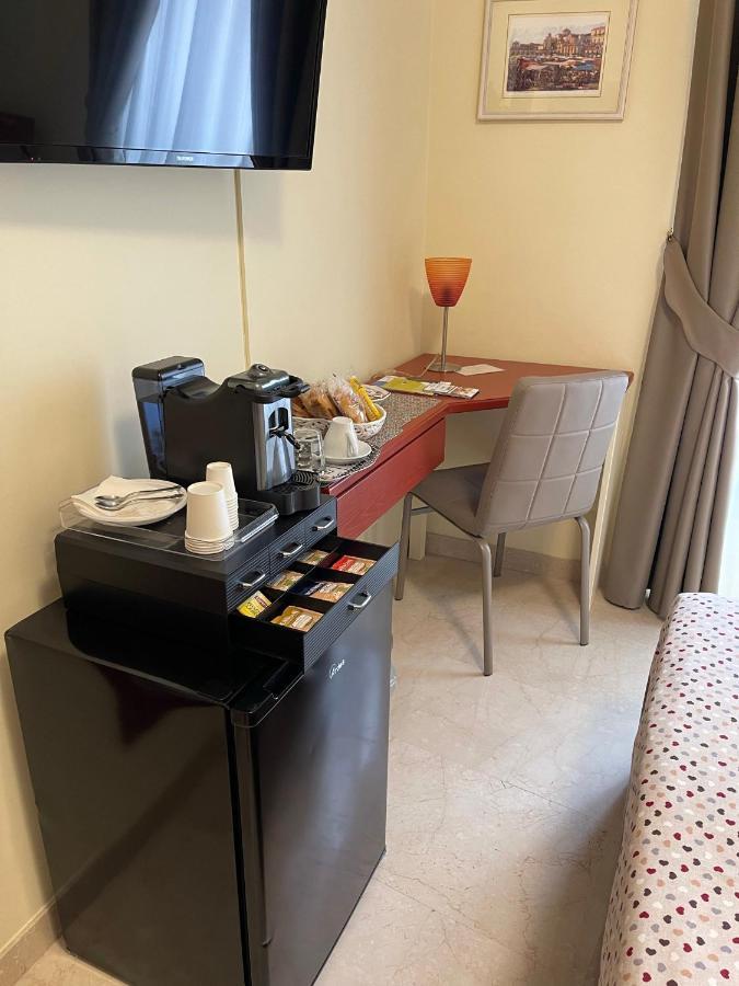סולמונה B&B Ponte Capograssi מראה חיצוני תמונה