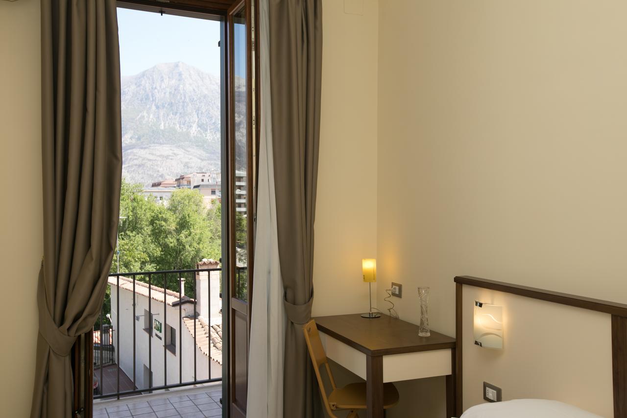 סולמונה B&B Ponte Capograssi מראה חיצוני תמונה