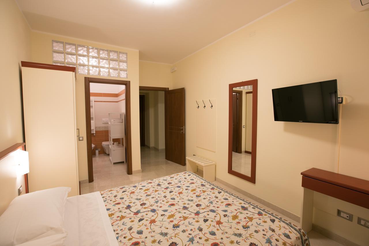 סולמונה B&B Ponte Capograssi מראה חיצוני תמונה