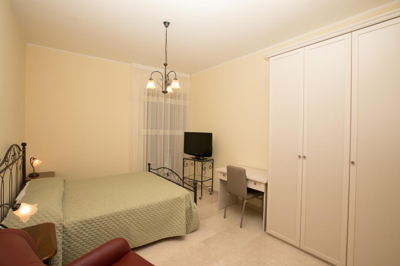 סולמונה B&B Ponte Capograssi מראה חיצוני תמונה